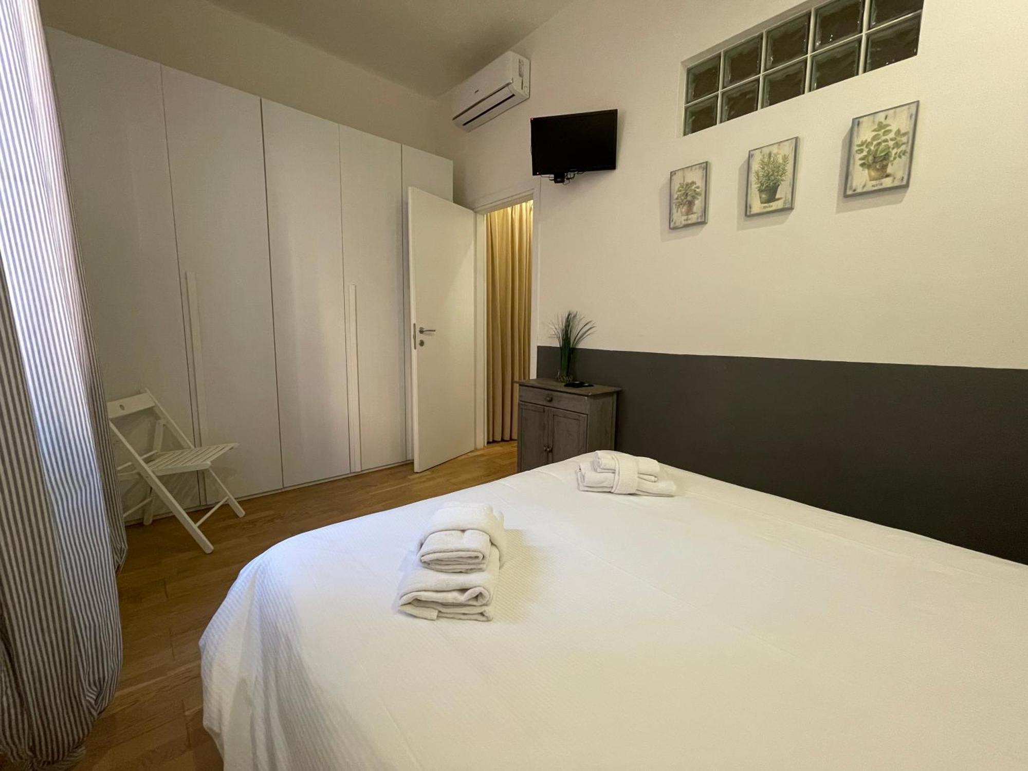 Sweet Home Bologna Bagian luar foto